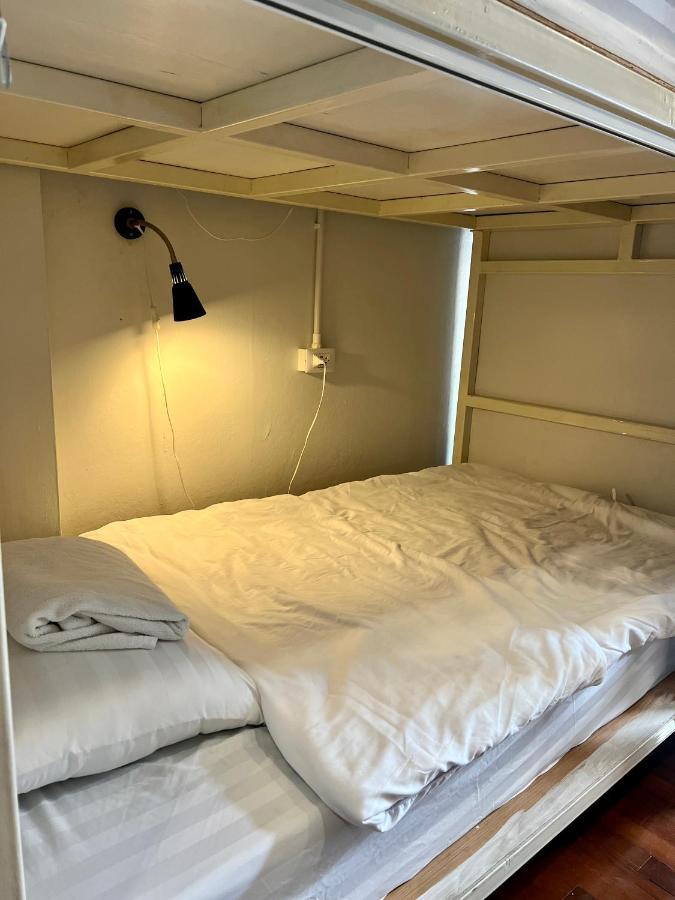 Together Backpackers Hostel 치앙라이 외부 사진